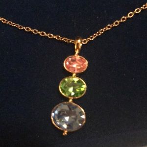 Joan Rivers gold necklace